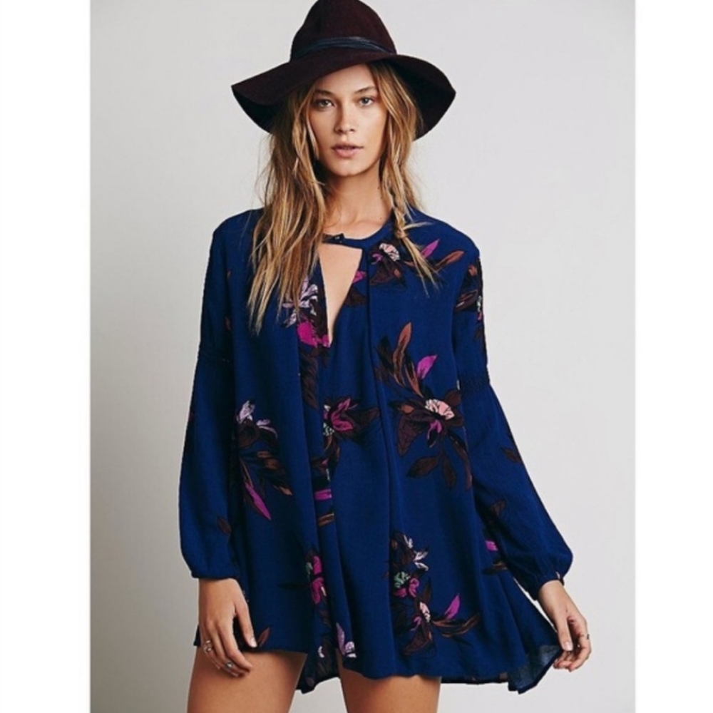 Free People Tree Swing Tunic Dress Sz. S Blue Floral Flowy Long Sleeve Boho